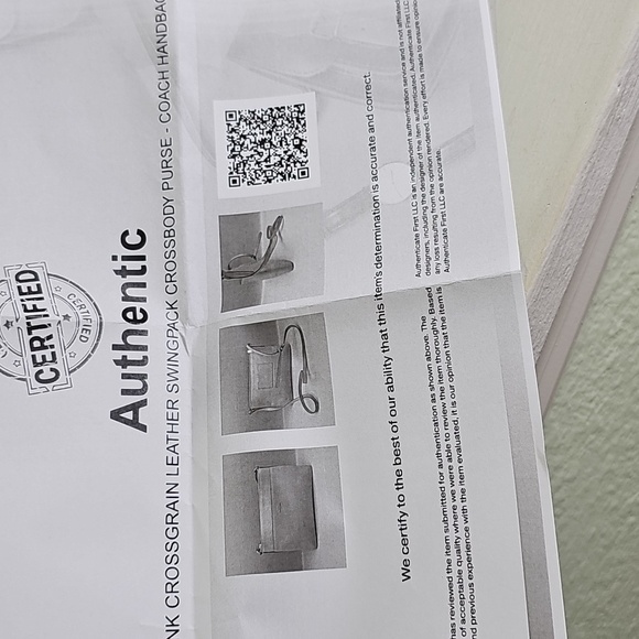 Coach 52377 Authentic Bubblegum Pink Crossgrain Leather Swingpack Crossbody  EUC - Picture 11 of 16